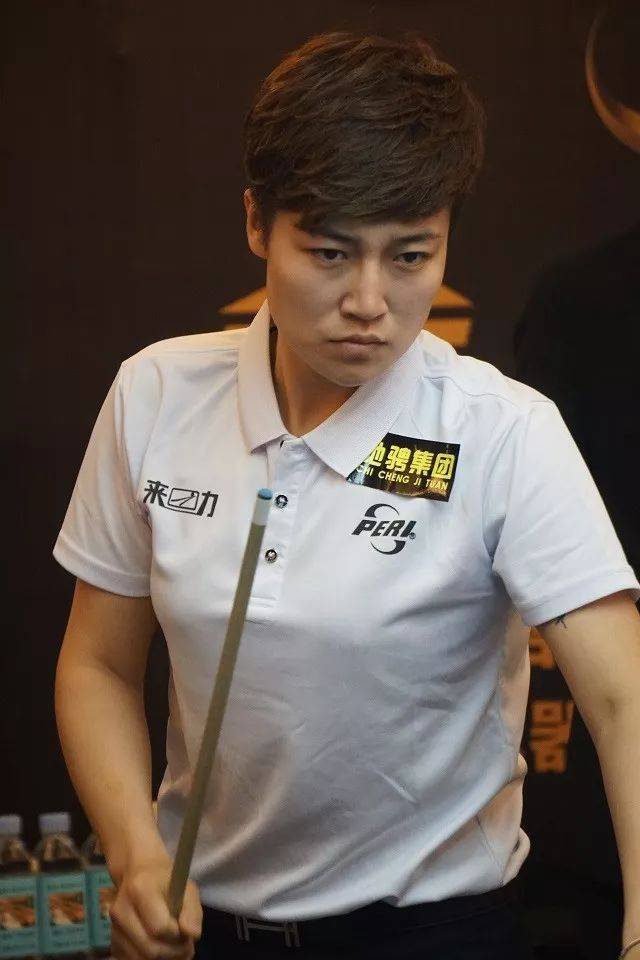 场地沙坑和 场地沙坑和